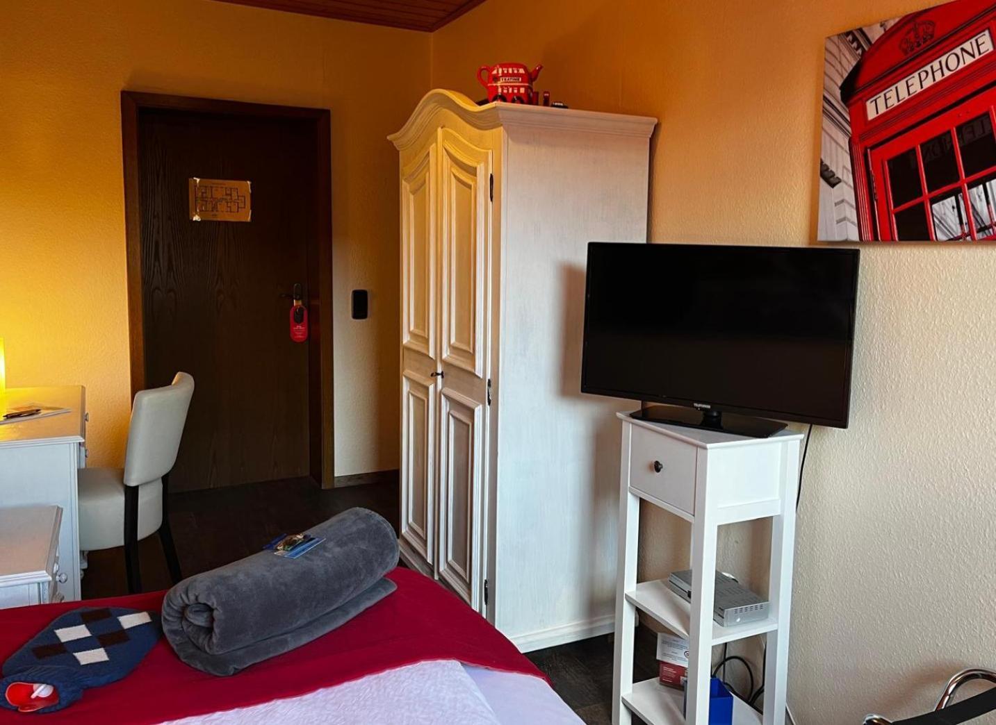 Henblas Hotel Neuenrade ภายนอก รูปภาพ