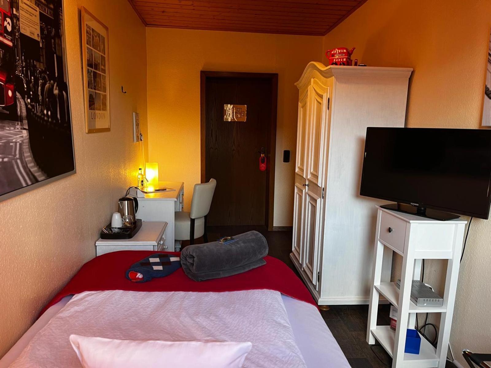 Henblas Hotel Neuenrade ภายนอก รูปภาพ
