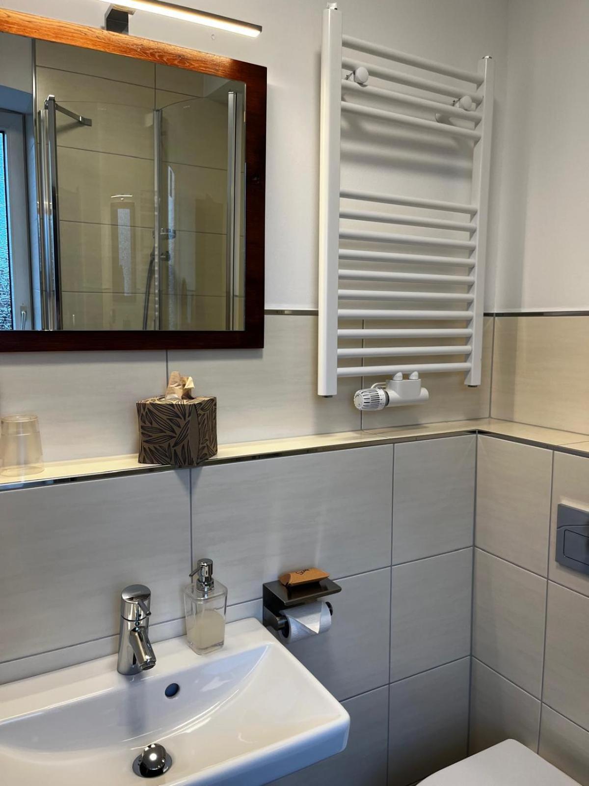 Henblas Hotel Neuenrade ภายนอก รูปภาพ